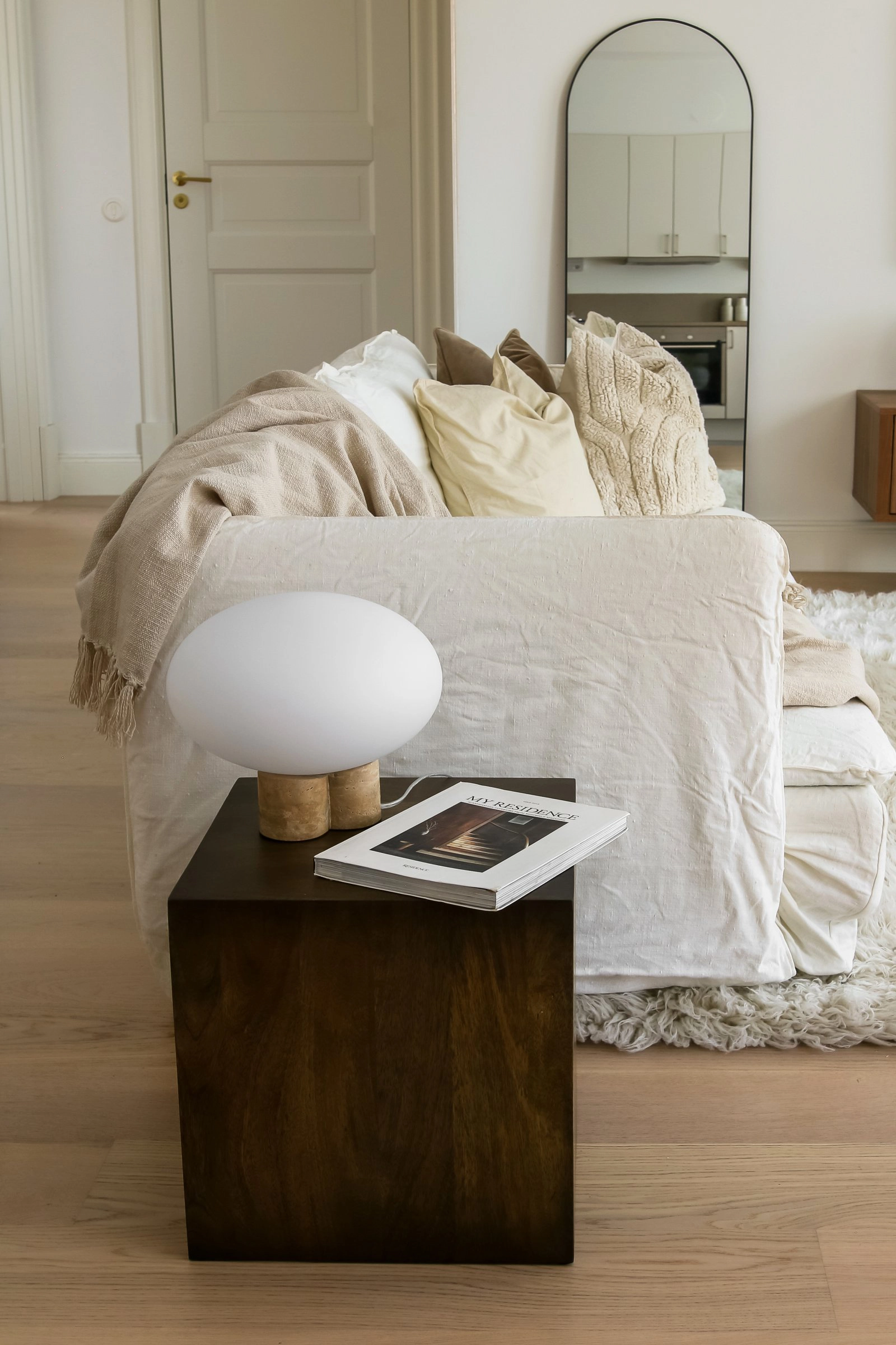 Globen Lighting Mammut Pöytävalaisin Ø 28 Cm - Image 4