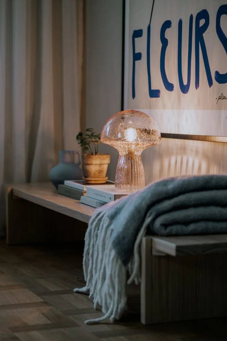 Globen Lighting Fungo Pöytävalaisin Special Edition Vaaleanpunainen - Image 4