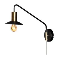 By Rydens Quinn Seinävalaisin Lyhyt